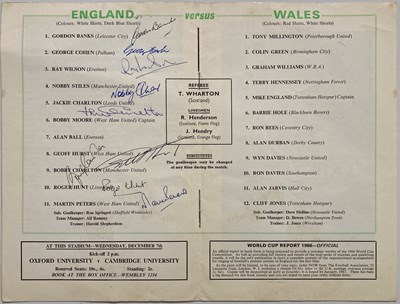 Lot 203 - ENGLAND 1966 FOOTBALL WORLD CUP WINNERS - SIGNED PROGRAMME