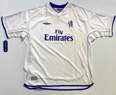 Lot 208 - FOOTBALL - CHELSEA 2001 TEAM SIGNED DISPLAY AND SHIRT SIGNED BY FRANK LAMPARD