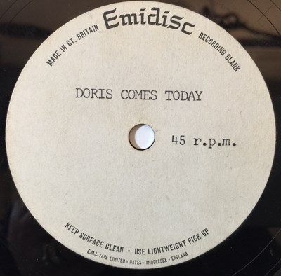 Lot 269 - BILL FAY - DORIS COMES TODAY 7" (ORIGINAL EMIDISC SINGLE-SIDED RECORDING)