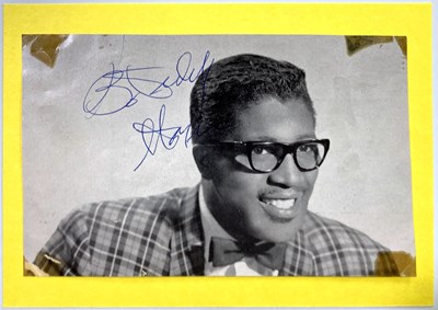 Lot 193 - BO DIDDLEY SIGNED PHOTOGRAPH.