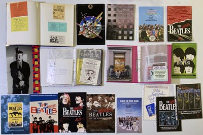 Lot 379 - COLLECTION OF BEATLES MEMORABILIA TO INCLUDE BOOTLEG BEATLES AND MORE.