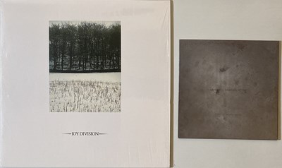 Lot 289 - JOY DIVISION - LPs/ 12"/ 7"