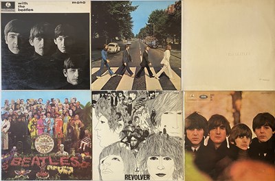 Lot 821 - THE BEATLES - ALBUM LP PACK