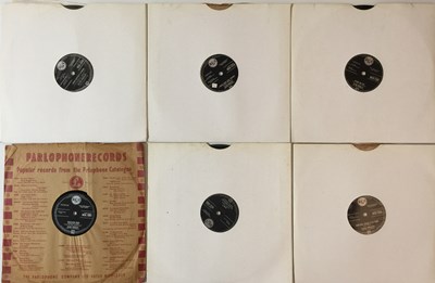 Lot 1128 - ELVIS PRESLEY - UK 78RPM COLLECTION