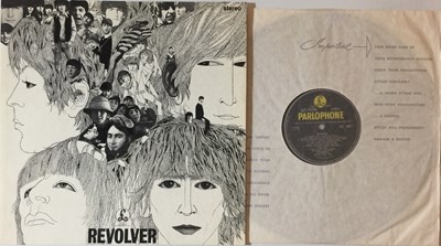 Lot 11 - THE BEATLES - REVOLVER LP (ORIGINAL UK STEREO COPY - PCS 7009)