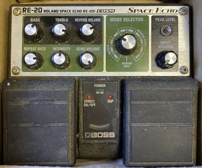 Lot 3 - MUSIC EQUIPMENT - CRY BABY / BOSS SPACE ECHO.