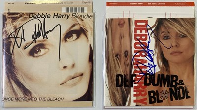 Lot 214 - DEBBIE HARRY / BLONDIE-  SIGNED CDS.