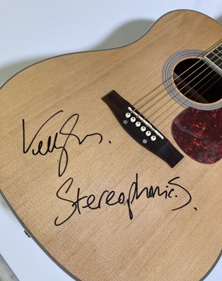 Lot 243 - STEREOPHONICS - GUITAR SIGNED BY KELLY JONES.