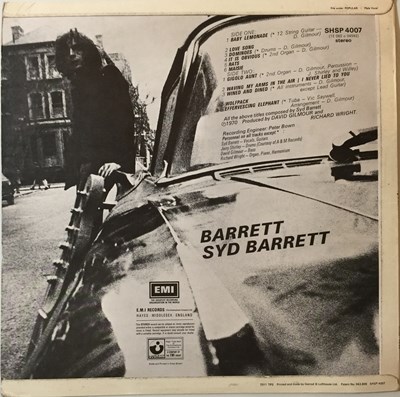 Lot 993 - SYD BARRETT - BARRETT LP (EARLY UK 'CROSSOVER' PRESSING - SHSP 4007)