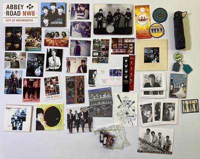 Lot 138 - THE BEATLES MEMORABILIA (STAMPS, POSTCARDS, CIGARETTE CARDS ETC.).