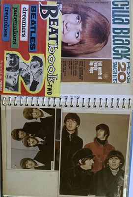 Lot 139 - THE BEATLES MEMORABILIA & FAN CLUB EPHEMERA.