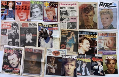 Lot 17 - DAVID BOWIE - COLLECTABLE MAGAZINES / COVERS.
