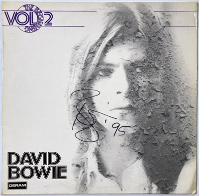 Lot 51 - DAVID BOWIE - A SIGNED LP.
