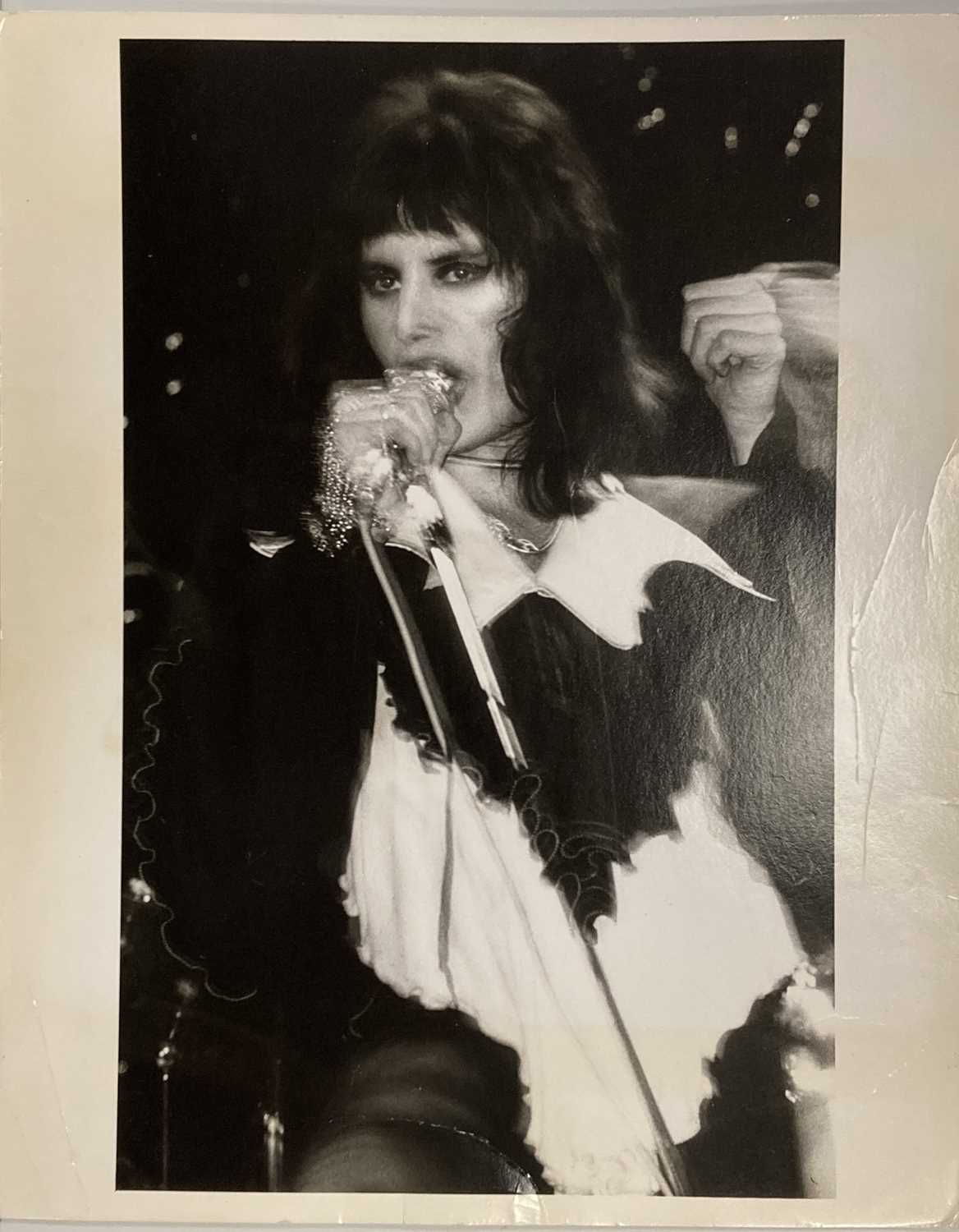 Lot 126 - MICK ROCK FREDDIE MERCURY PHOTOGRAPH