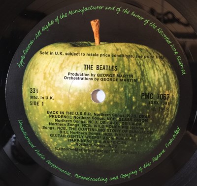 Lot 14 - THE BEATLES - SGT PEPPER'S (FOURTH PROOF) AND WHITE ALBUM (MONO ORIGINAL)