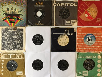 Lot 1327 - THE BEATLES/ROCK & POP - LPs/7"