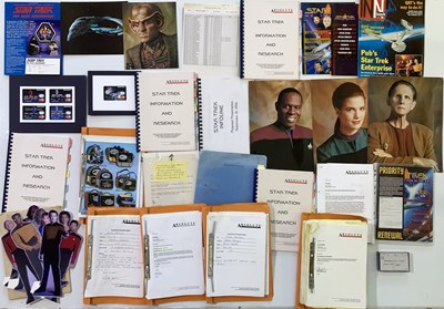 Lot 1830183 - STAR TREK PROMOTIONAL LICENSING MATERIAL