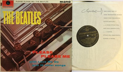 Lot 72 - THE BEATLES - PLEASE PLEASE ME LP (1ST UK 'BLACK AND GOLD' - PMC 1202 - SUPERB COPY)