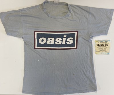 Lot 404 - OASIS T-SHIRT AND TICKET