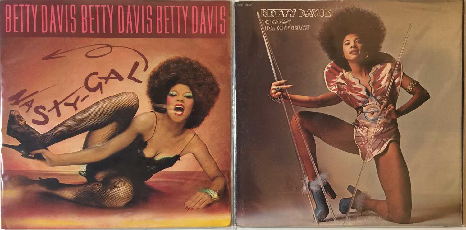 Lot 825 - BETTY DAVIS - LP RARITIES