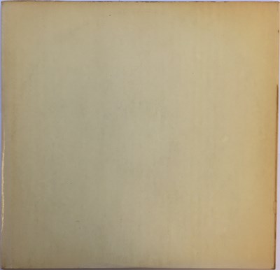 Lot 69 - THE BEATLES - WHITE ALBUM LP - NUMBER 0000647 (ORIGINAL UK MONO COPY - PMC 7067/8)).