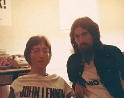 Lot 236 - ORIGINAL JOHN LENNON / YOKO ONO T-SHIRTS C 1970.