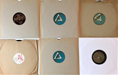 Lot 692 - JAZZ & BLUES US 78s - 'R TO V' LABELS