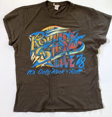 Lot 286 - THE ROLLING STONES - A T-SHIRT OWNED AND WORN BY MICK JAGGER.