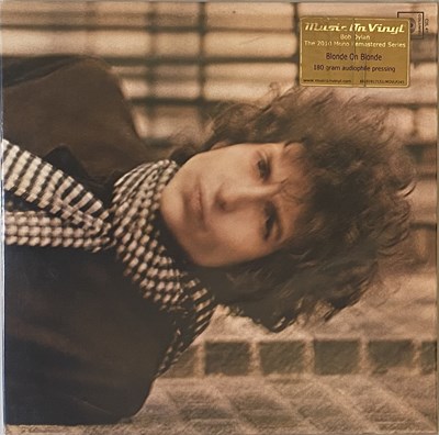 Lot 899 - BOB DYLAN + RELATED - LPs