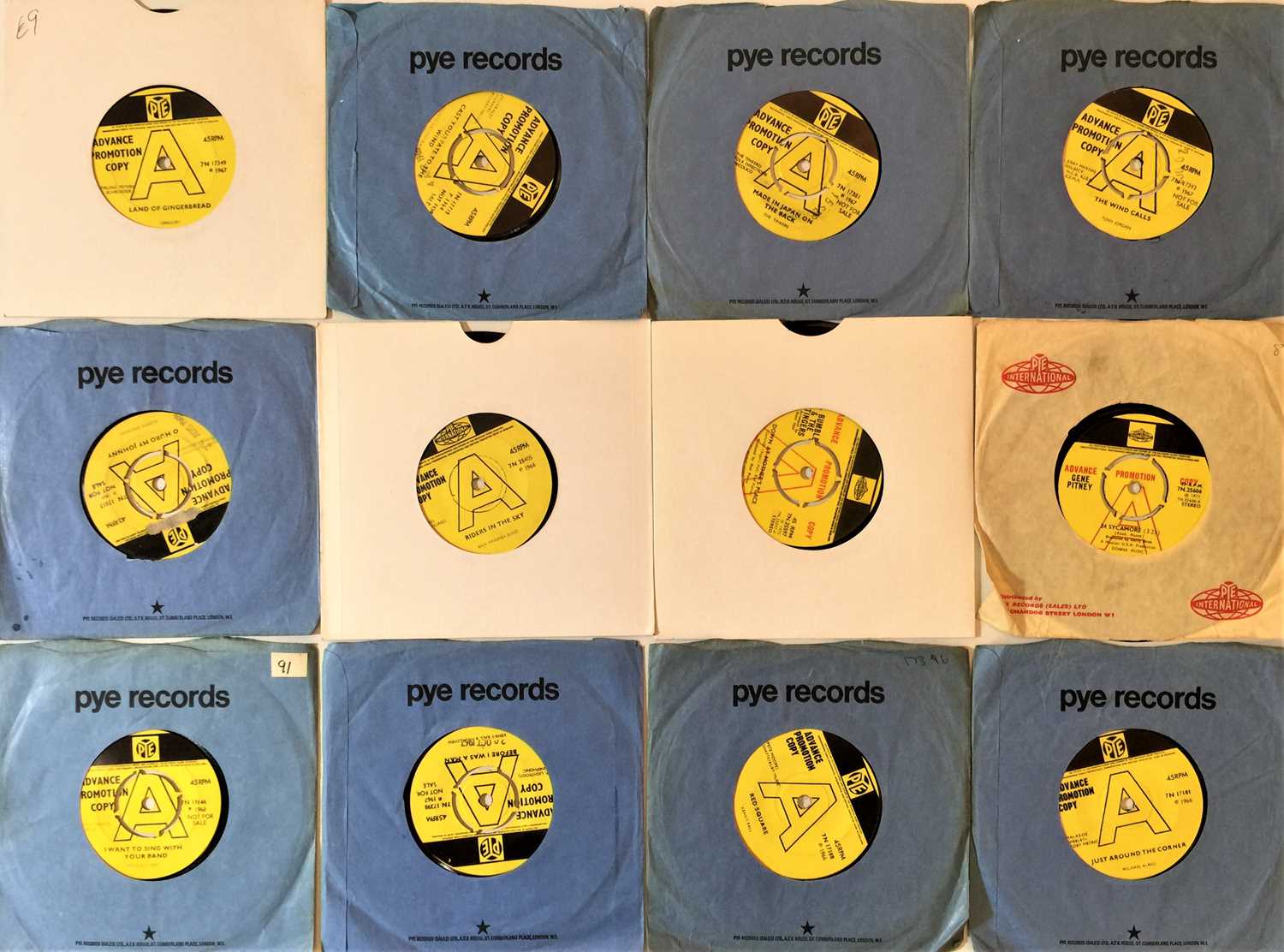 Lot 1037 - 60s PYE 7