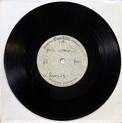 Lot 111 - THE BEATLES - FOOL ON THE HILL - ORIGINAL UK 7" EMIDISC RECORDING