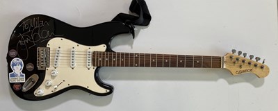 Lot 305 - THE SMITHS - AN ELECTRIC GUITAR SIGNED BY JOHNNY MARR.