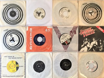 Lot 1055 - 70s ROCK - 7" (INC RARITIES)