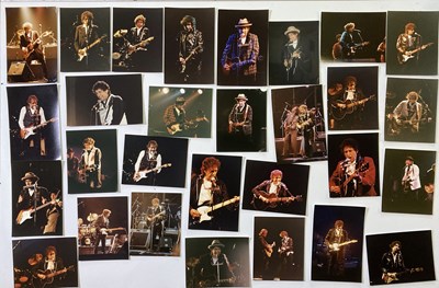 Lot 189 - BOB DYLAN - CONCERT PHOTO COLLECTION.