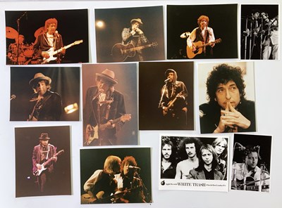 Lot 189 - BOB DYLAN - CONCERT PHOTO COLLECTION.