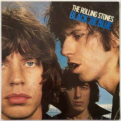 Lot 302 - THE ROLLING STONES - LP SIGNED BY MICK JAGGER.