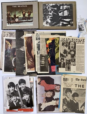 Lot 1780447 - THE BEATLES - CUTTNGS/CLIPPINGS/MEMORABILIA.