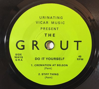 Lot 1192 - THE GROUT - DO IT YOURSELF EP (ORIGINAL UK...
