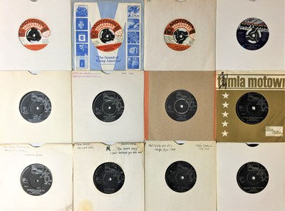 Lot 133 - MARVIN GAYE - 7" COLLECTION