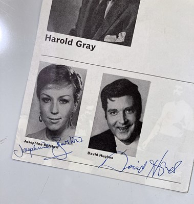 Lot 272 - CONCERT PROGRAMMES - SIGNED EXAMPLES INC SUTHERLAND / PAVAROTTI.