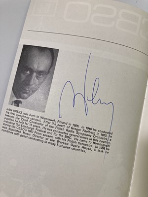 Lot 272 - CONCERT PROGRAMMES - SIGNED EXAMPLES INC SUTHERLAND / PAVAROTTI.