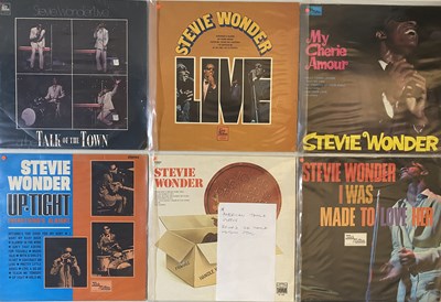 Lot 176 - STEVIE WONDER - LP COLLECTION