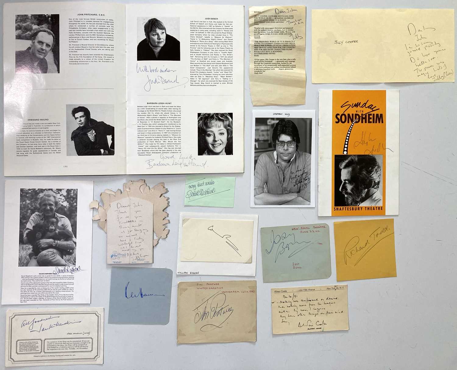 Author Autographs Lot 5 - AUTOGRAPH COLLECTION - ACTORS AND AUTHORS.