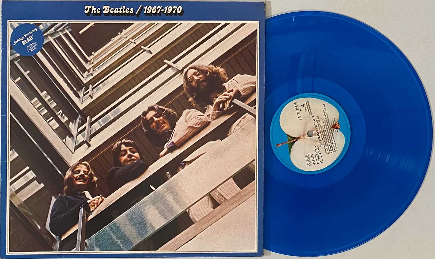 Lot 782 THE BEATLES 'RED AND BLUE' ALBUMS/LIVE AT