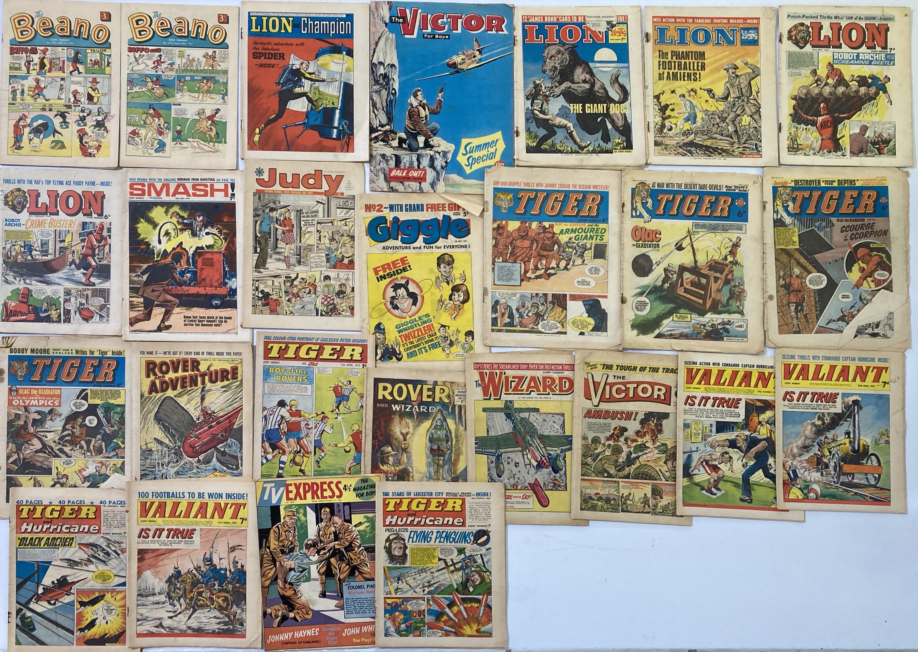 Lot 57 - COMIC COLLECTION.