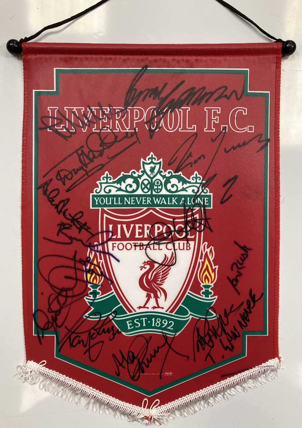 Lot 33 - LIVERPOOL FC - A SIGNED PENNANT WITH LEGENDARY PLAYERS.