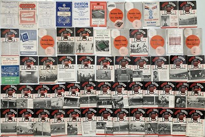 Lot 49 - MANCHESTER UNITED PROGRAMMES - 1940S AND 1950S.
