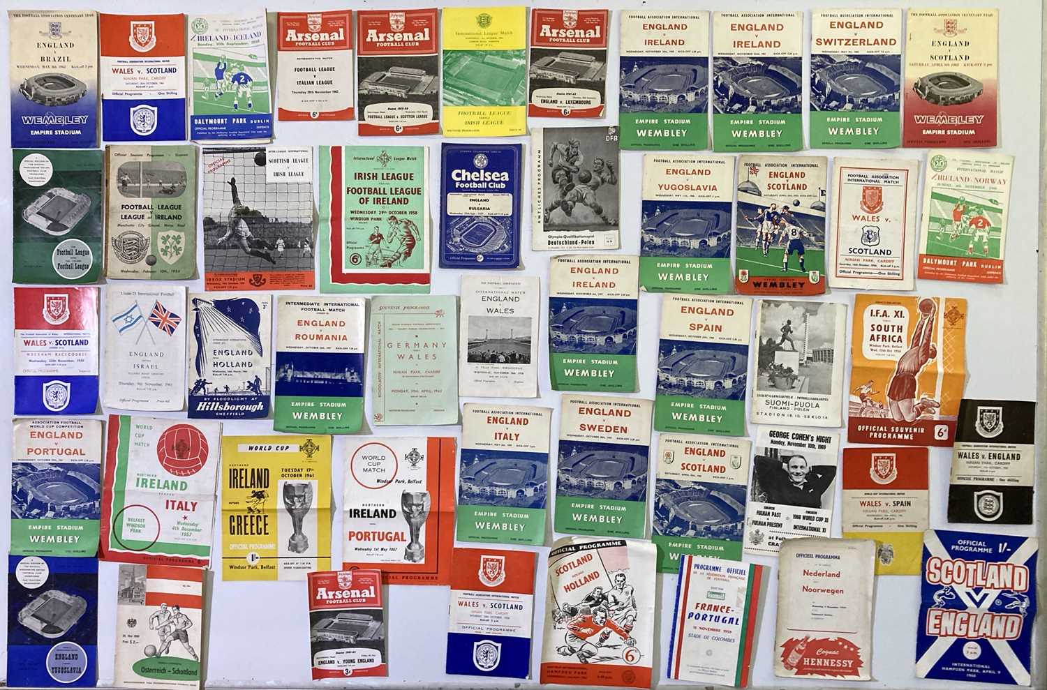 Lot 50 - 1950S/60S FOOTBALL PROGRAMMES - INTERNATIONAL
