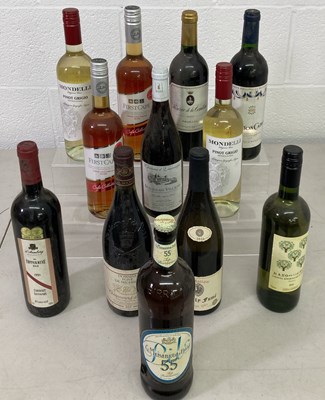 Lot 86 - MIXED WINE SELECTION.
