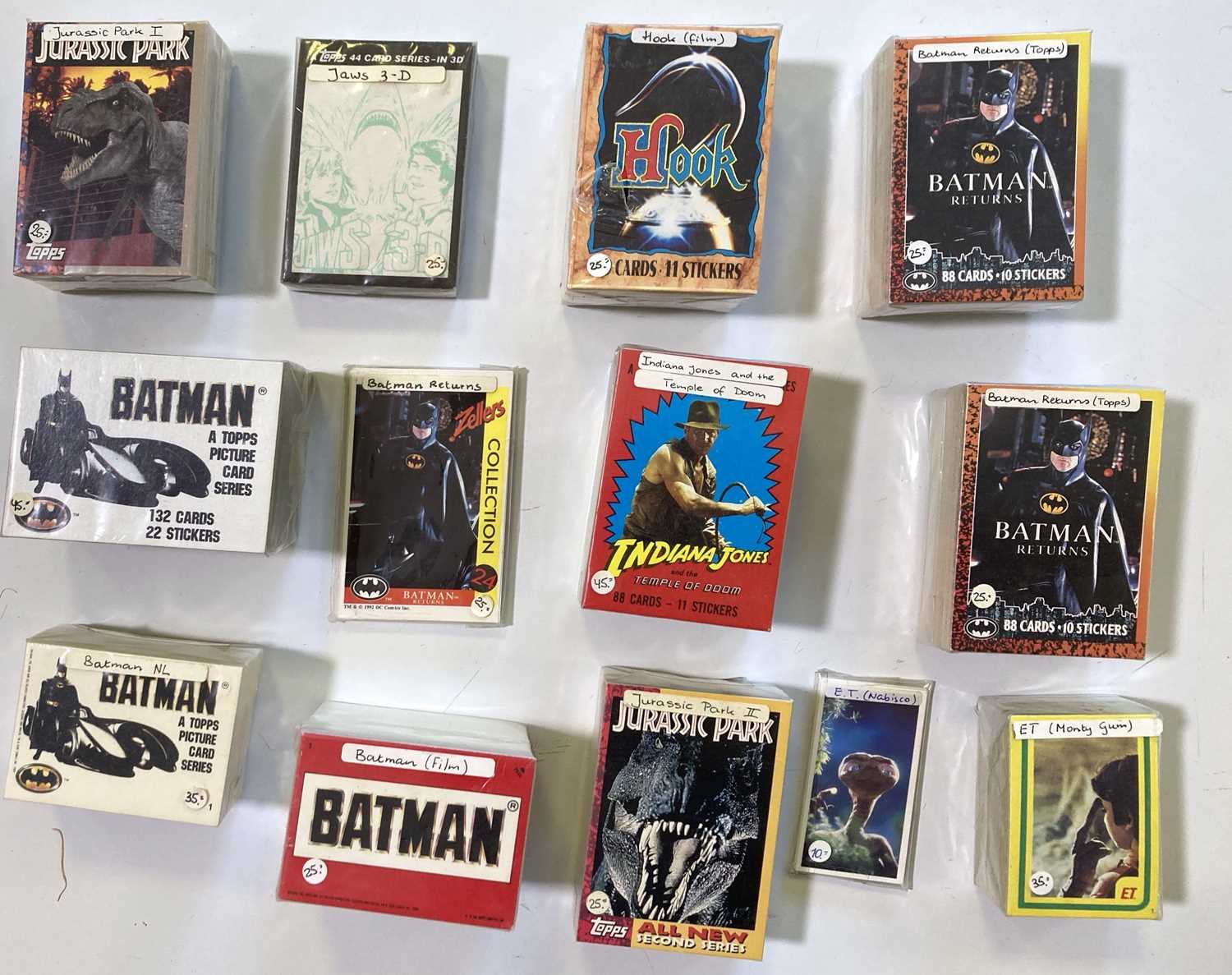 Lot 214 - TOPPS / COLLECTABLE CARDS - BATMAN / ET AND